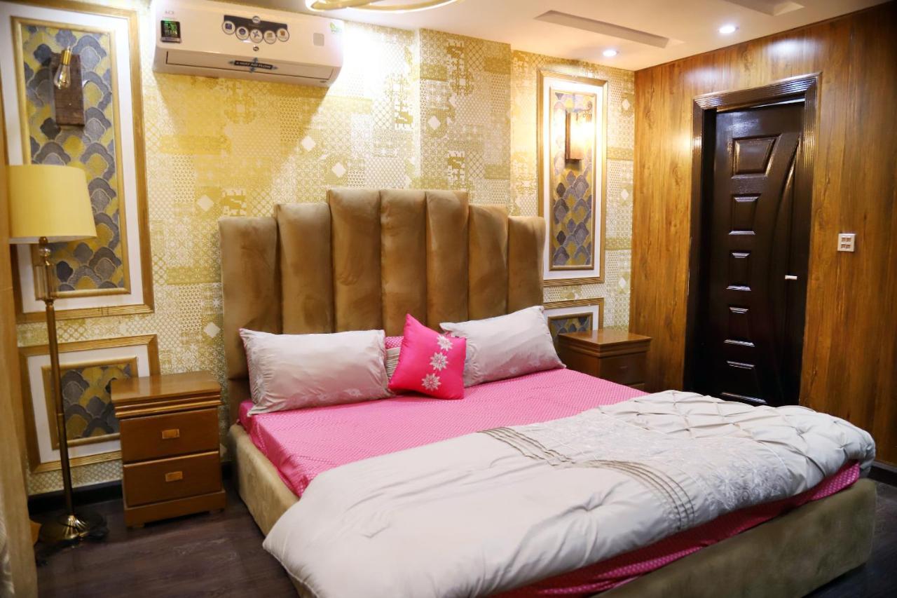 Adara Suites Lahore Exteriör bild